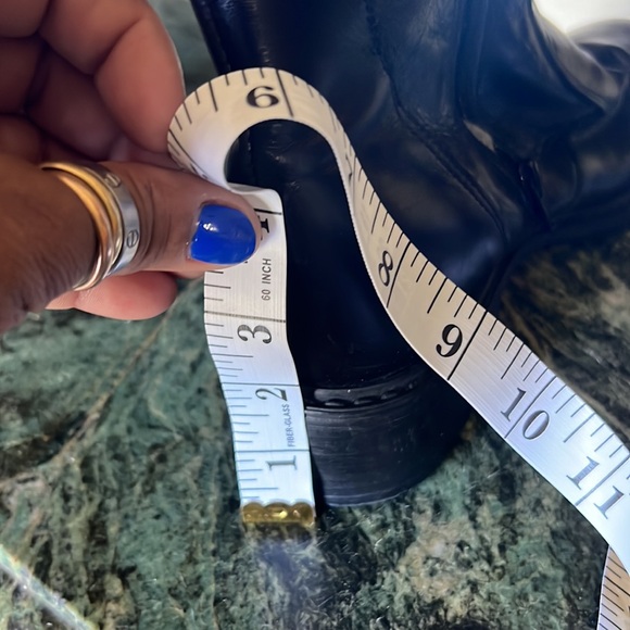 Charles David boots 👢 - Picture 9 of 12